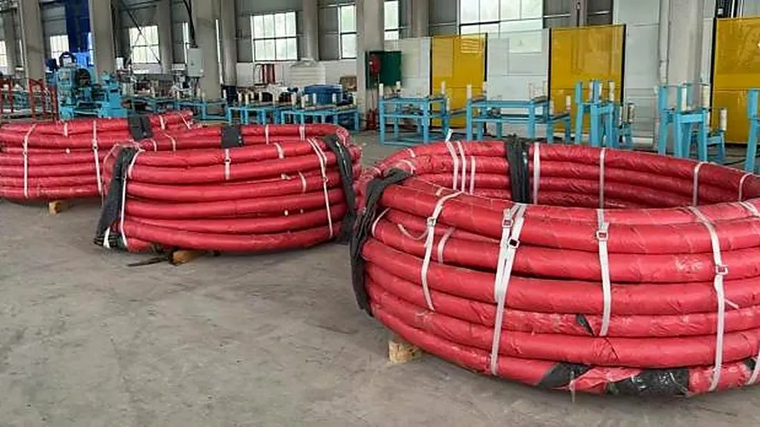 Cáp thành phẩm được cuộn và đóng gói