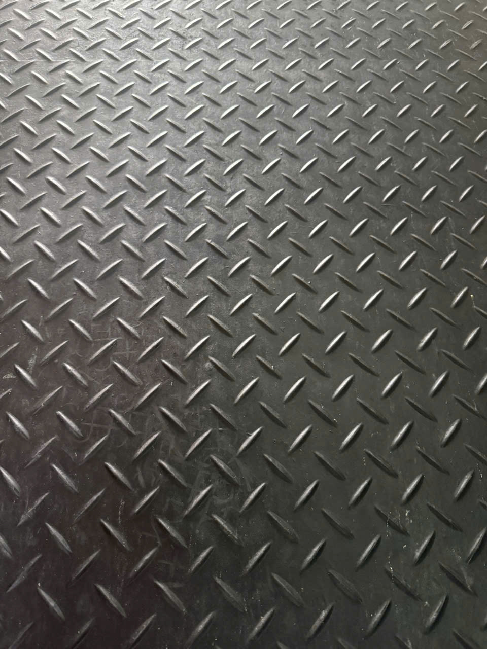 Tấm Cao Su Chống Trơn Trượt